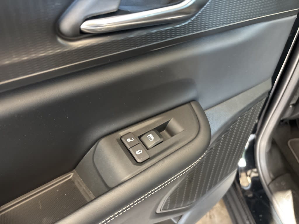 Thumbnail: 2025 Jeep Grand Cherokee - 25