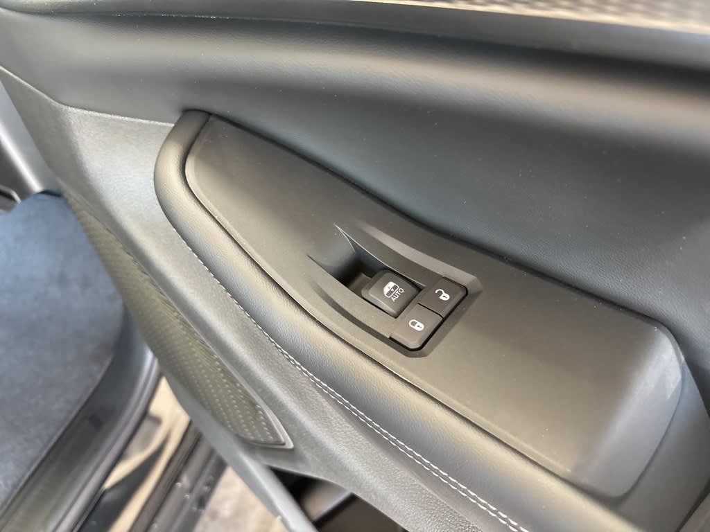 Thumbnail: 2025 Jeep Grand Cherokee - 34