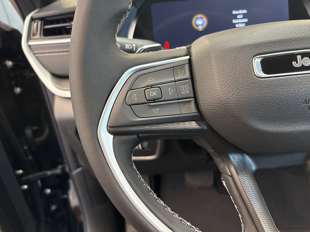 Thumbnail: 2025 Jeep Grand Cherokee - 21