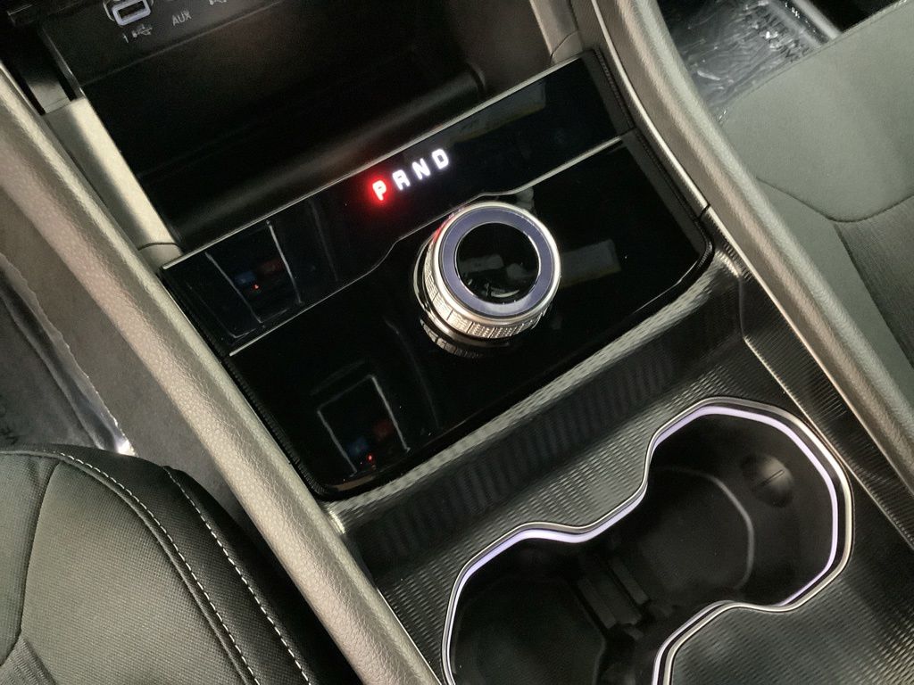 Thumbnail: 2026 Jeep Grand Cherokee - 14