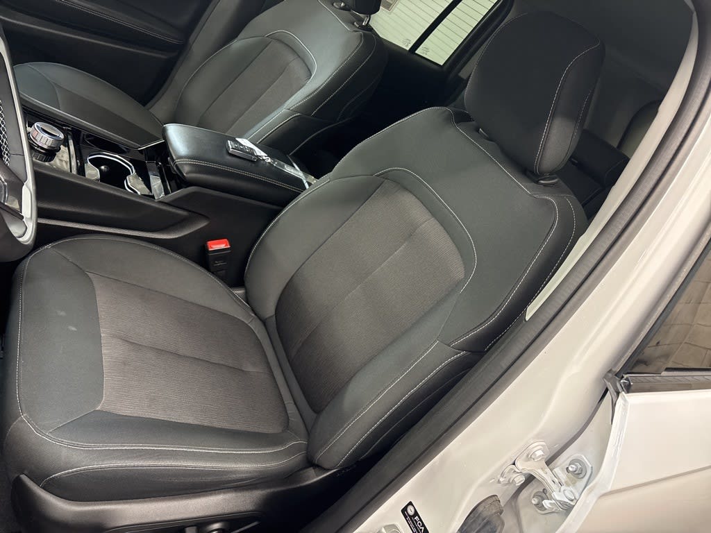 2023 Jeep Grand Cherokee Laredo 8