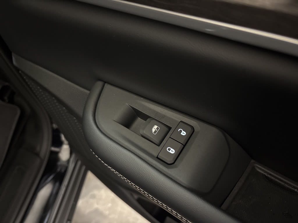 Thumbnail: 2026 Jeep Grand Cherokee - 35