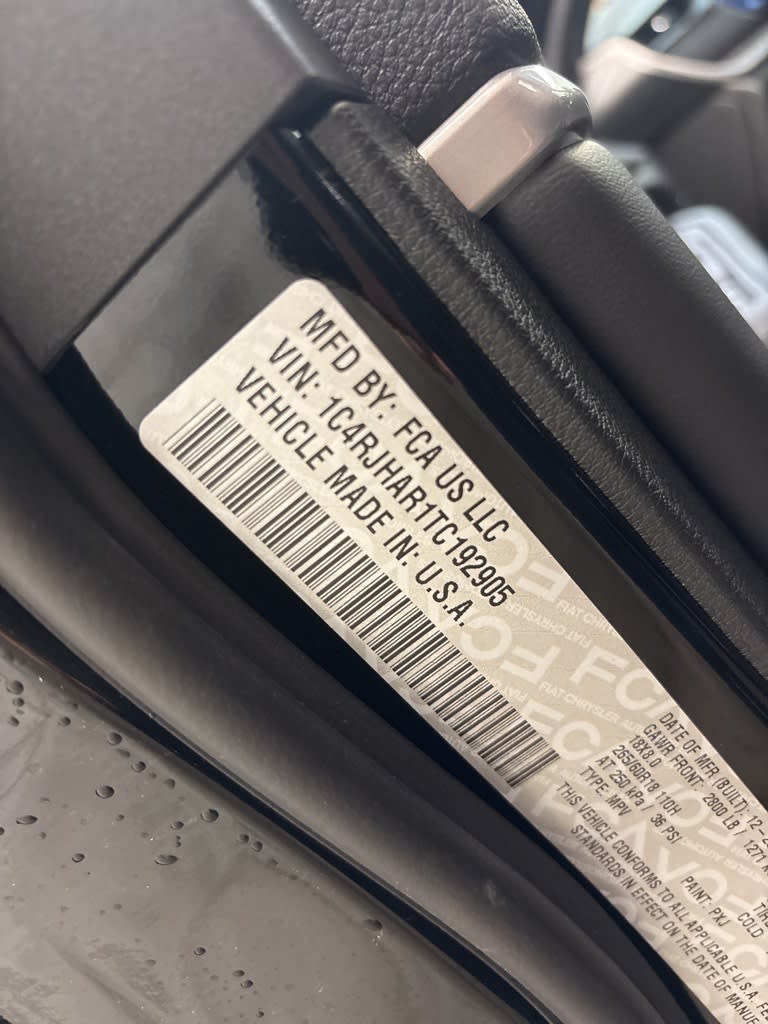 Thumbnail: 2026 Jeep Grand Cherokee - 41