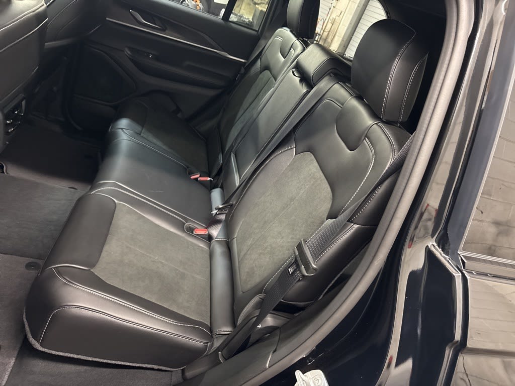 Thumbnail: 2026 Jeep Grand Cherokee - 31