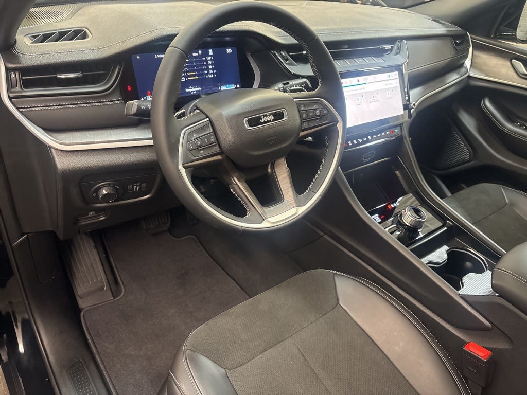 Thumbnail: 2026 Jeep Grand Cherokee - 2