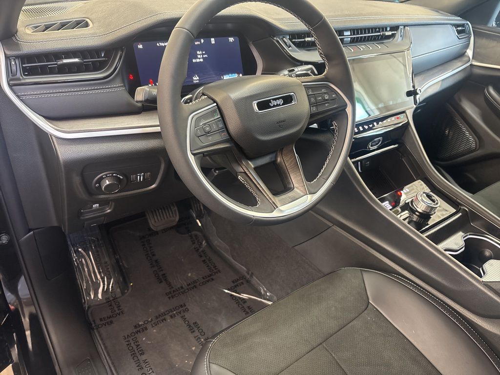 Thumbnail: 2026 Jeep Grand Cherokee - 2