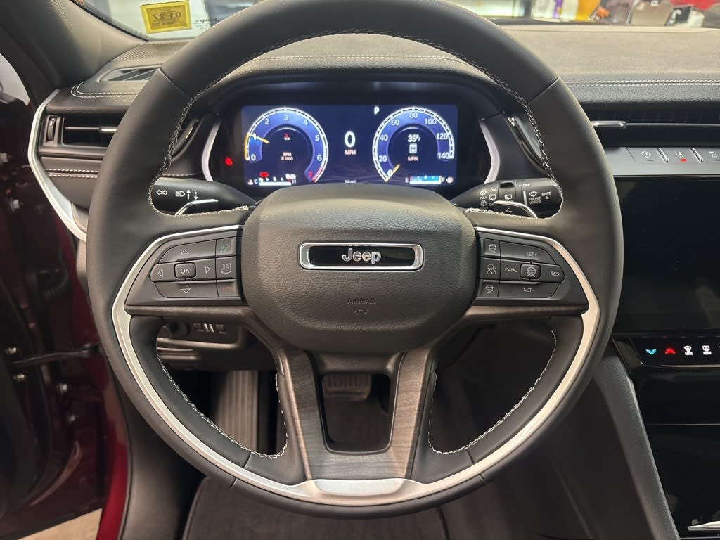 Thumbnail: 2026 Jeep Grand Cherokee - 7