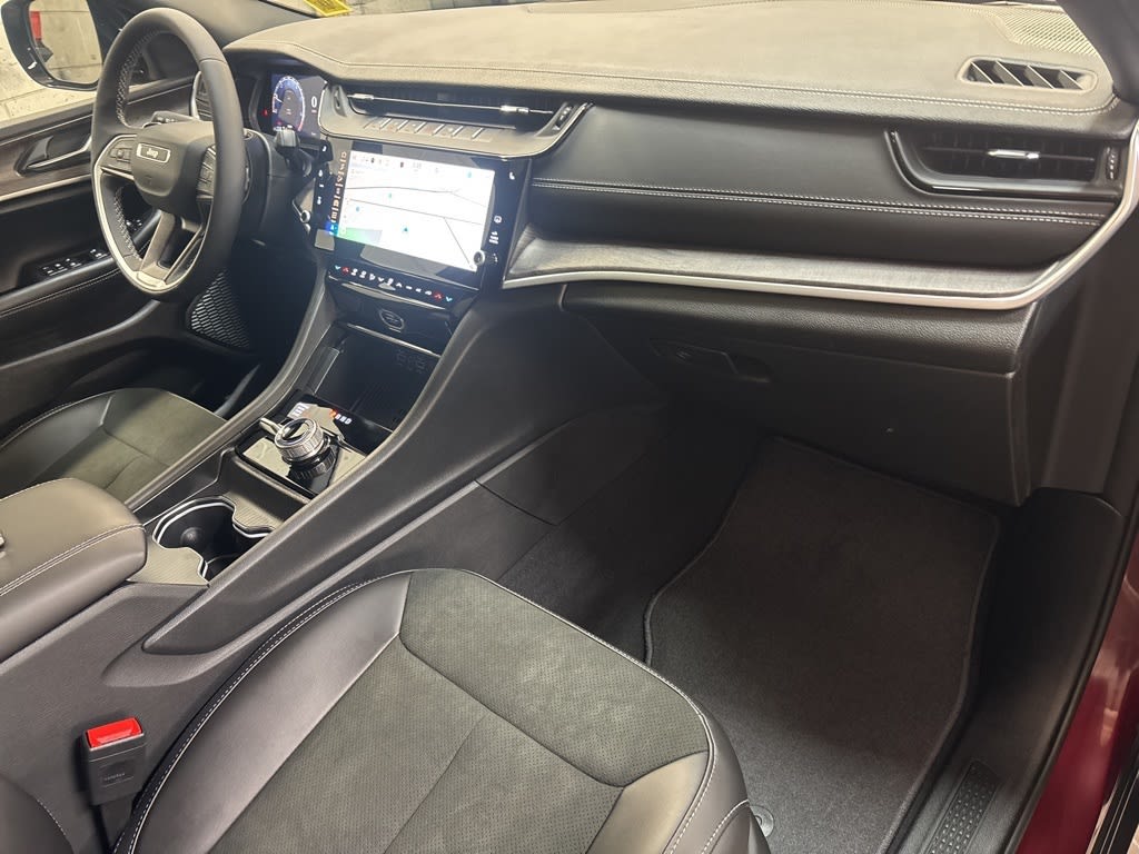 Thumbnail: 2026 Jeep Grand Cherokee - 12