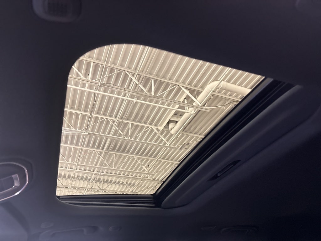 Thumbnail: 2026 Jeep Grand Cherokee - 17