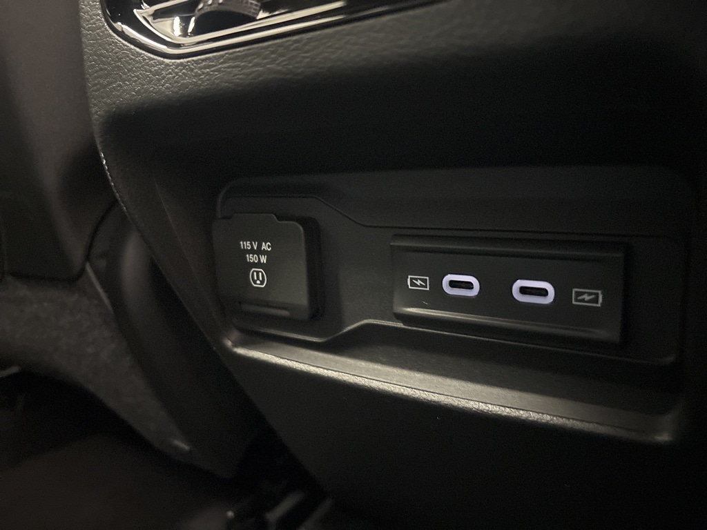 Thumbnail: 2026 Jeep Grand Cherokee - 40