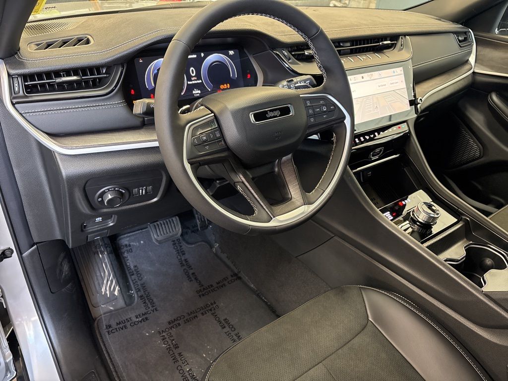 Thumbnail: 2026 Jeep Grand Cherokee - 2