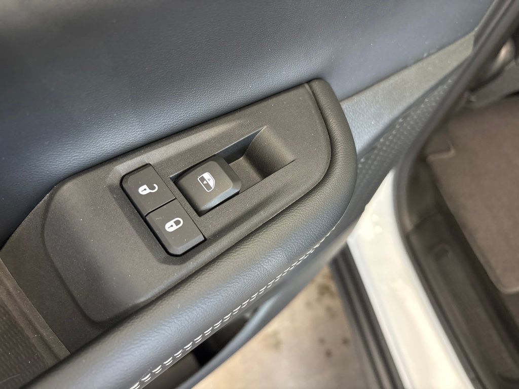 Thumbnail: 2026 Jeep Grand Cherokee - 33