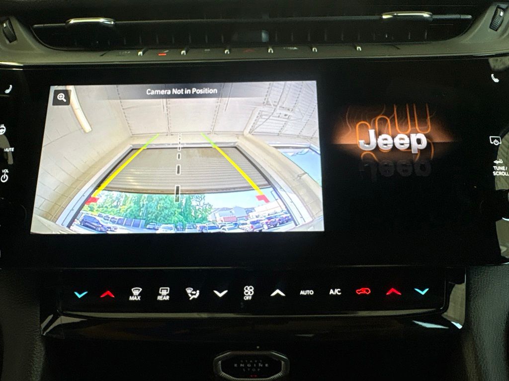 Thumbnail: 2026 Jeep Grand Cherokee - 29