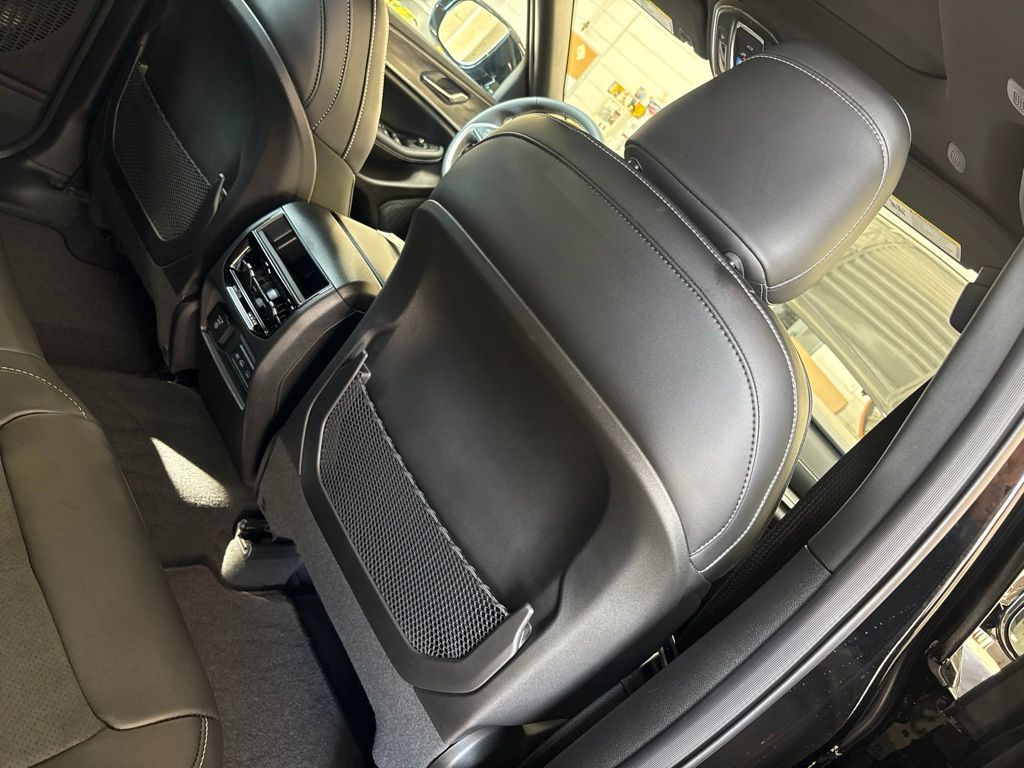 Thumbnail: 2026 Jeep Grand Cherokee - 6