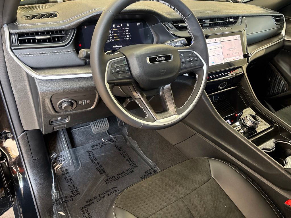 Thumbnail: 2026 Jeep Grand Cherokee - 2