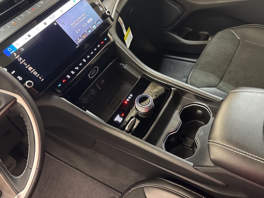 Thumbnail: 2026 Jeep Grand Cherokee - 23