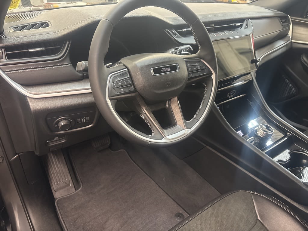 Thumbnail: 2026 Jeep Grand Cherokee - 2