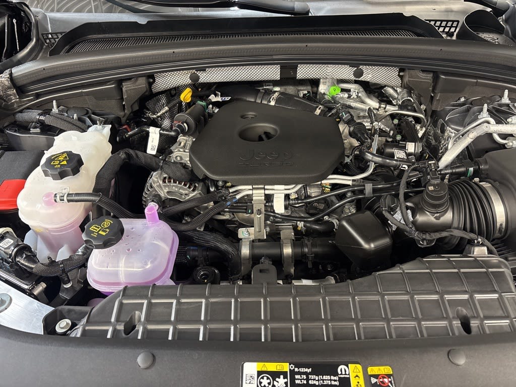 Thumbnail: 2026 Jeep Grand Cherokee - 6