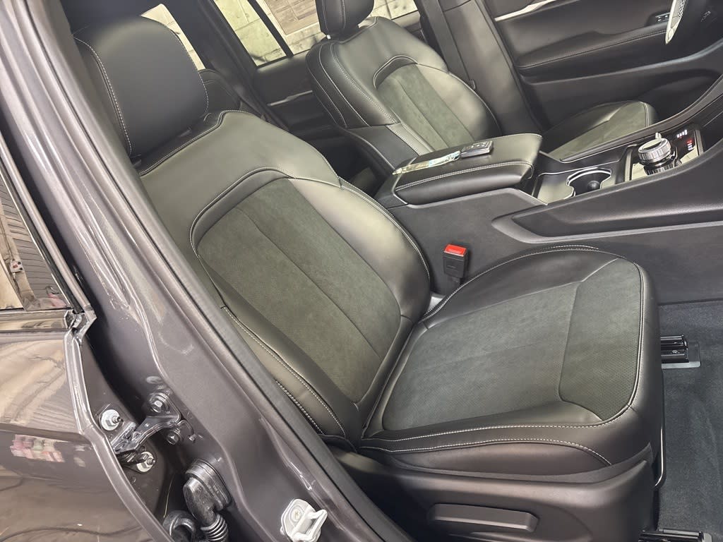 Thumbnail: 2026 Jeep Grand Cherokee - 9