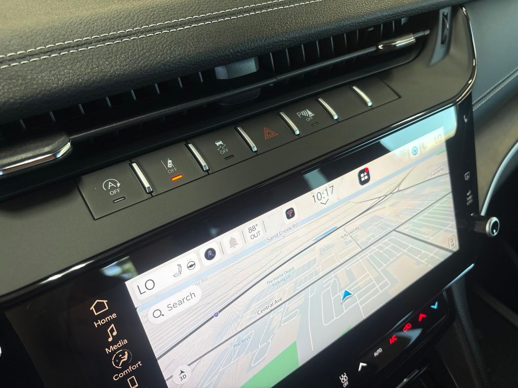 Thumbnail: 2026 Jeep Grand Cherokee - 24