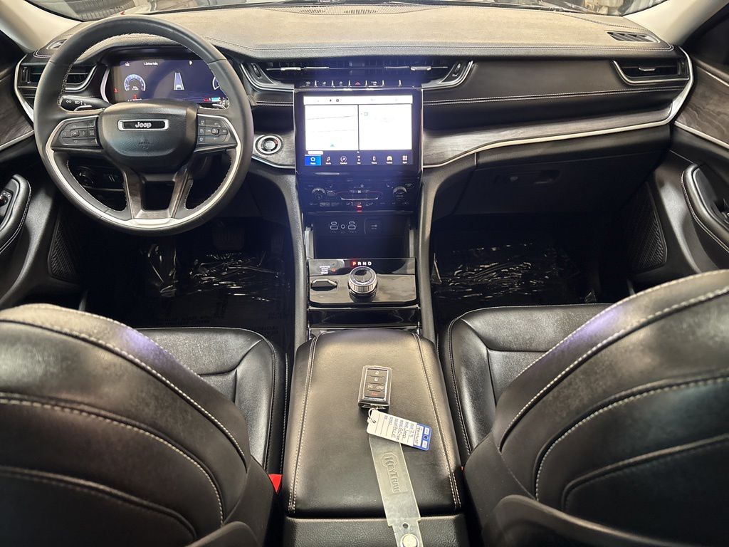 Thumbnail: 2023 Jeep Grand Cherokee - 8