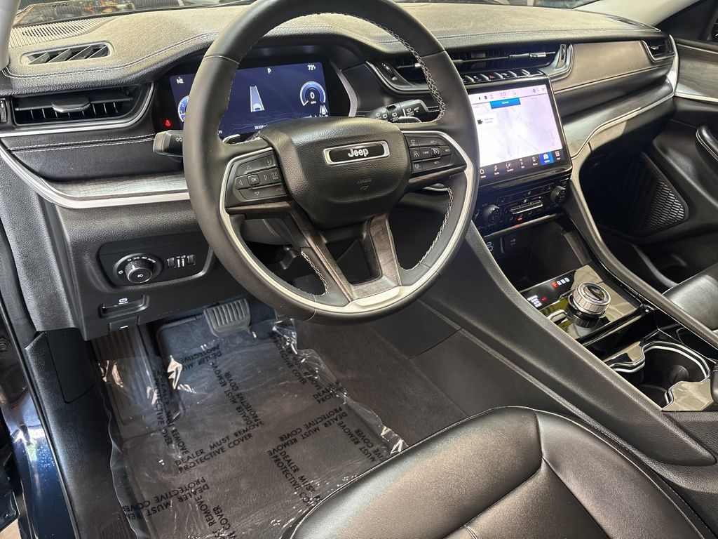 Thumbnail: 2023 Jeep Grand Cherokee - 2