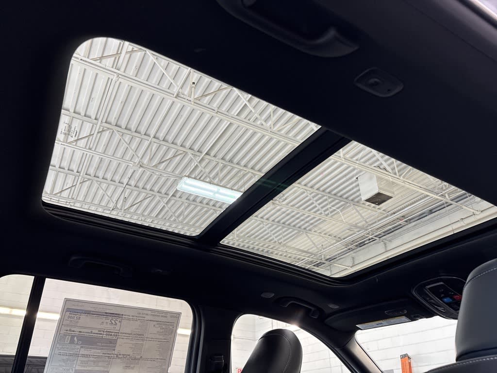 Thumbnail: 2025 Jeep Grand Cherokee - 39