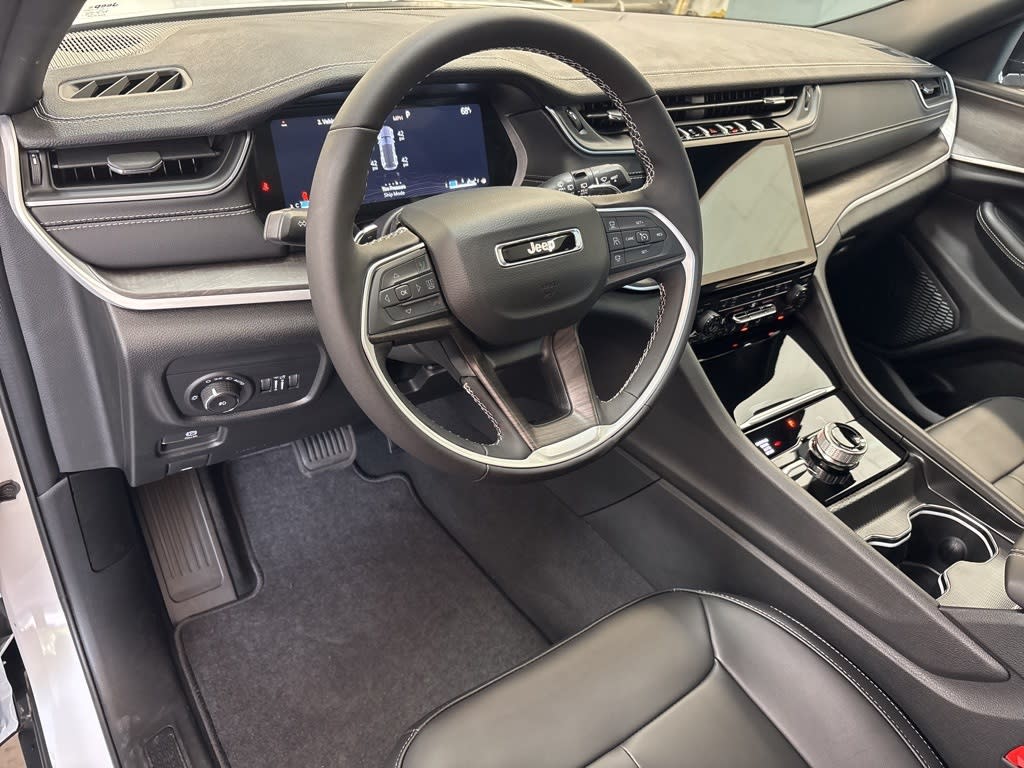 Thumbnail: 2025 Jeep Grand Cherokee - 2