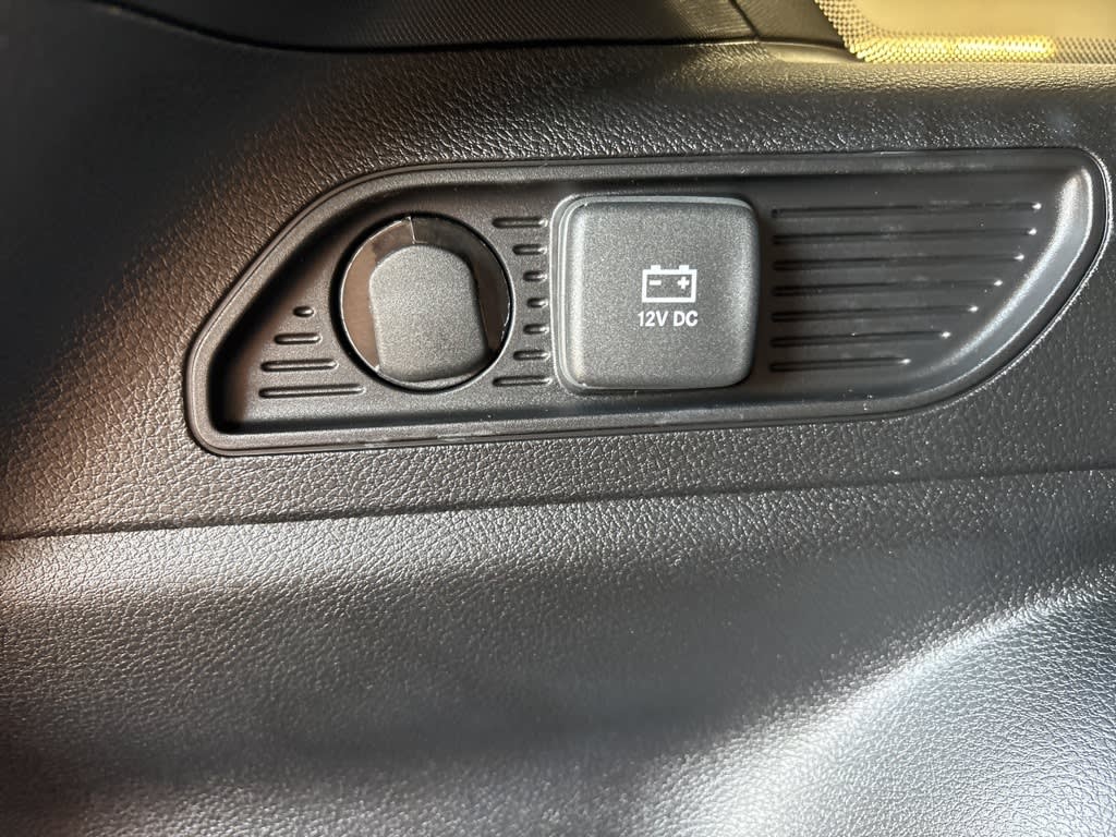 Thumbnail: 2025 Jeep Grand Cherokee - 33