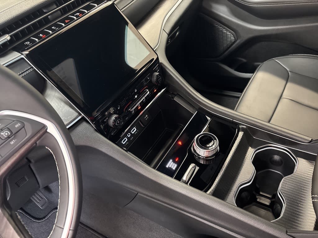 Thumbnail: 2025 Jeep Grand Cherokee - 13