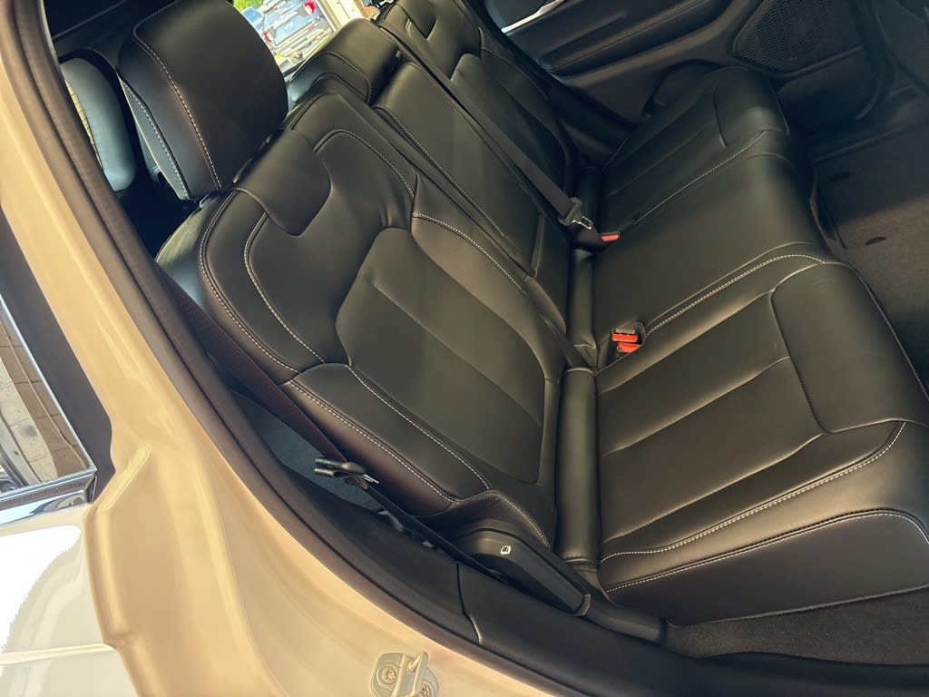 Thumbnail: 2025 Jeep Grand Cherokee - 36