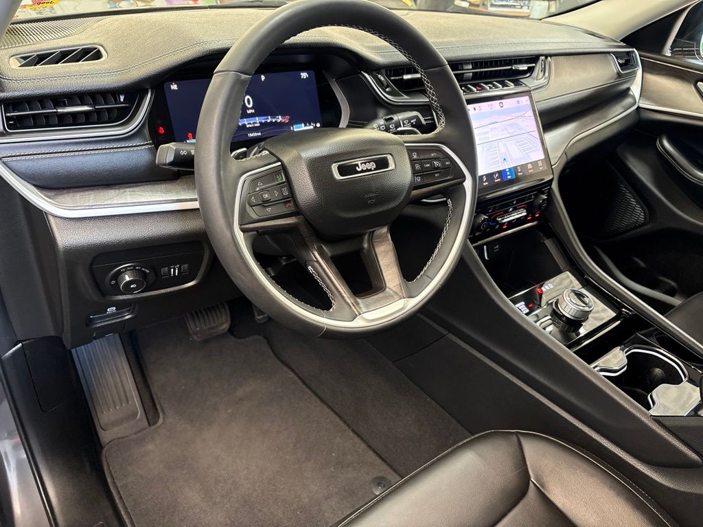 Thumbnail: 2023 Jeep Grand Cherokee - 2