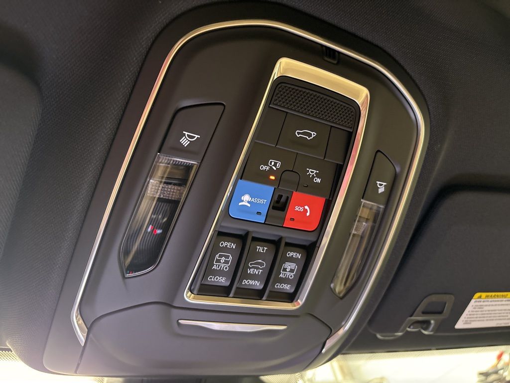 Thumbnail: 2026 Jeep Grand Cherokee - 28