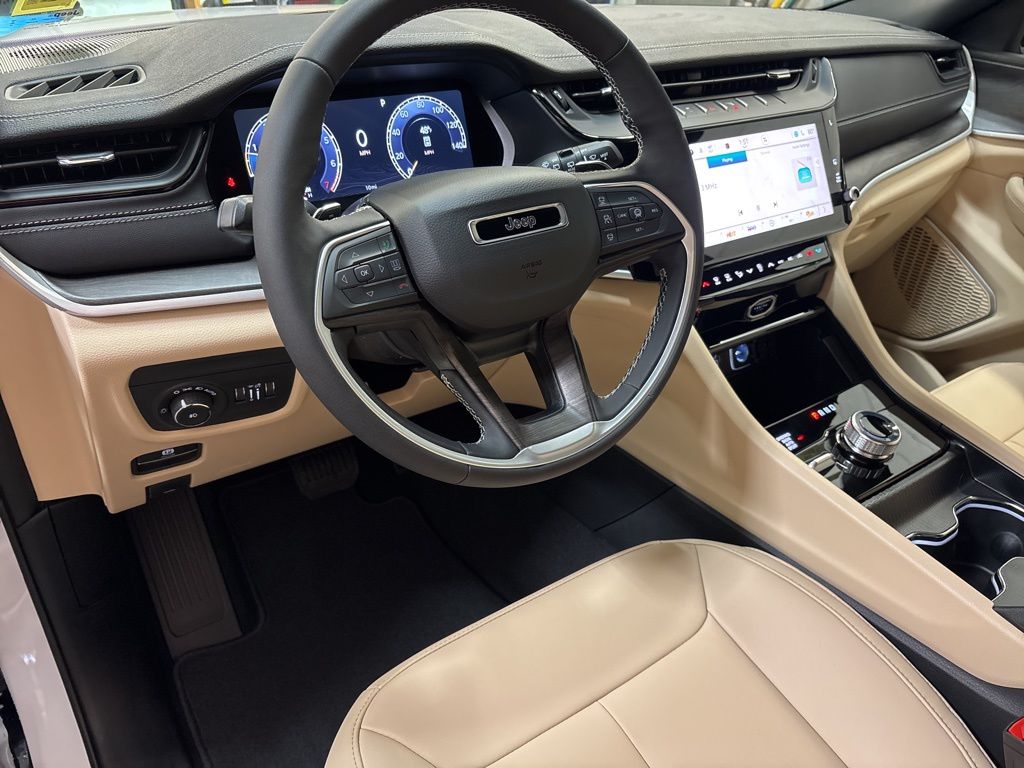 Thumbnail: 2026 Jeep Grand Cherokee - 2