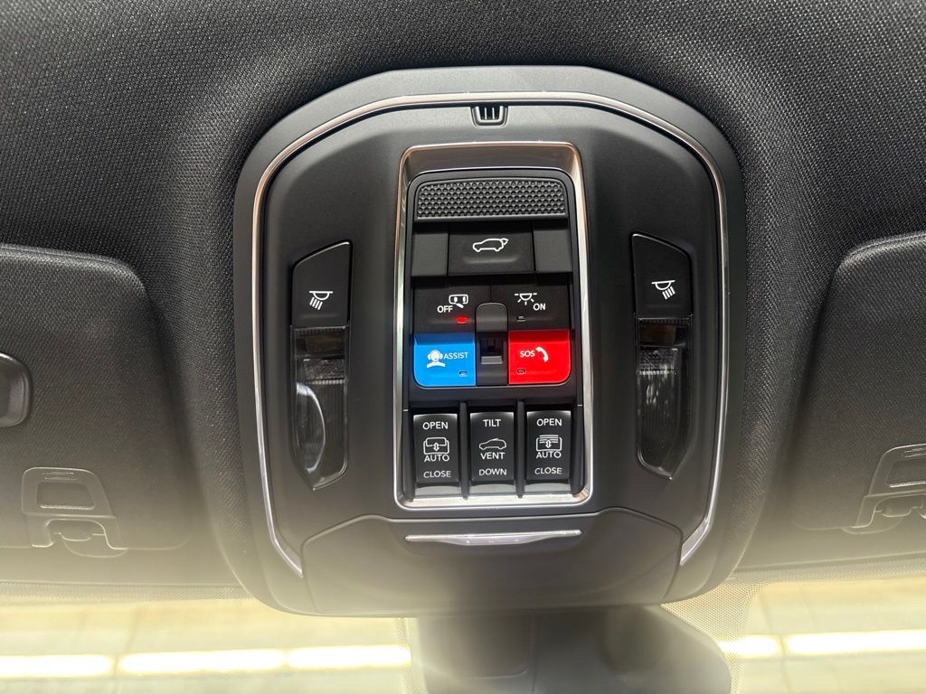 Thumbnail: 2026 Jeep Grand Cherokee - 27