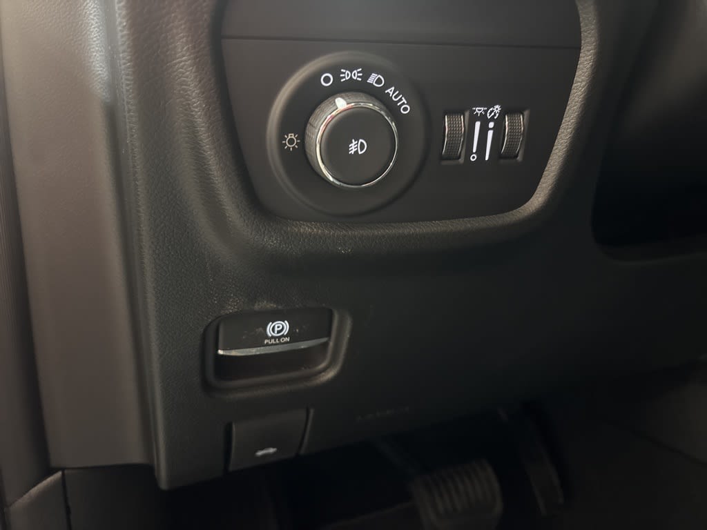 Thumbnail: 2026 Jeep Grand Cherokee - 22