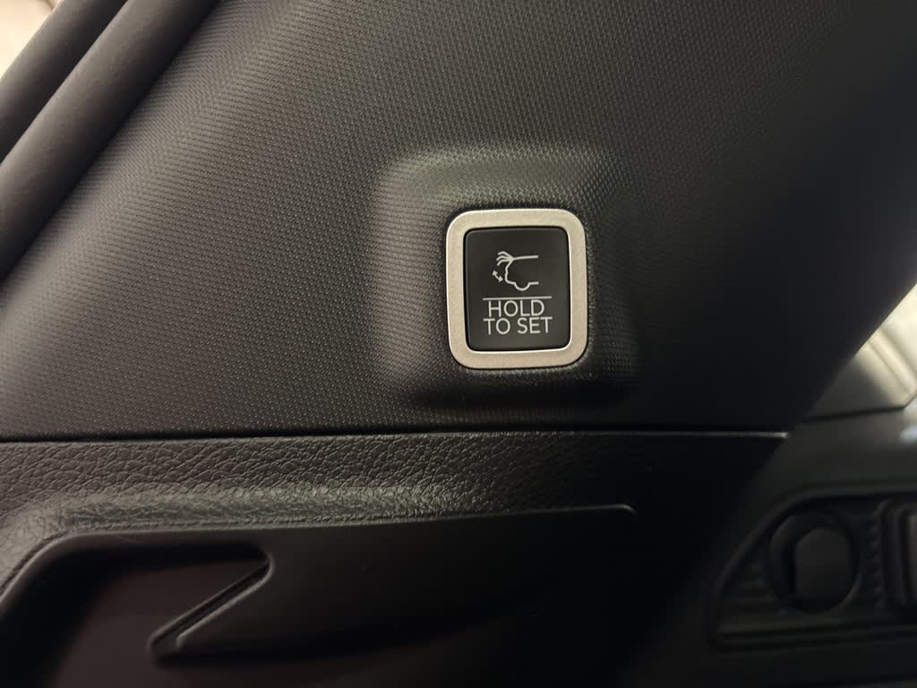 Thumbnail: 2026 Jeep Grand Cherokee - 37