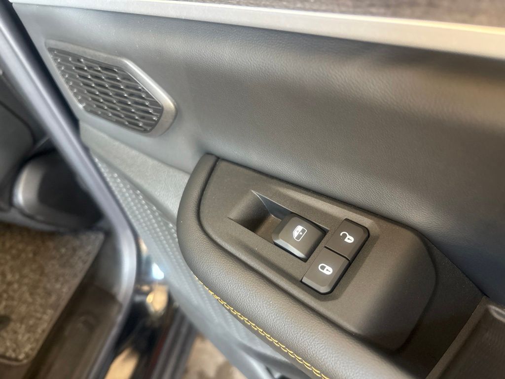 Thumbnail: 2026 Jeep Grand Cherokee - 43