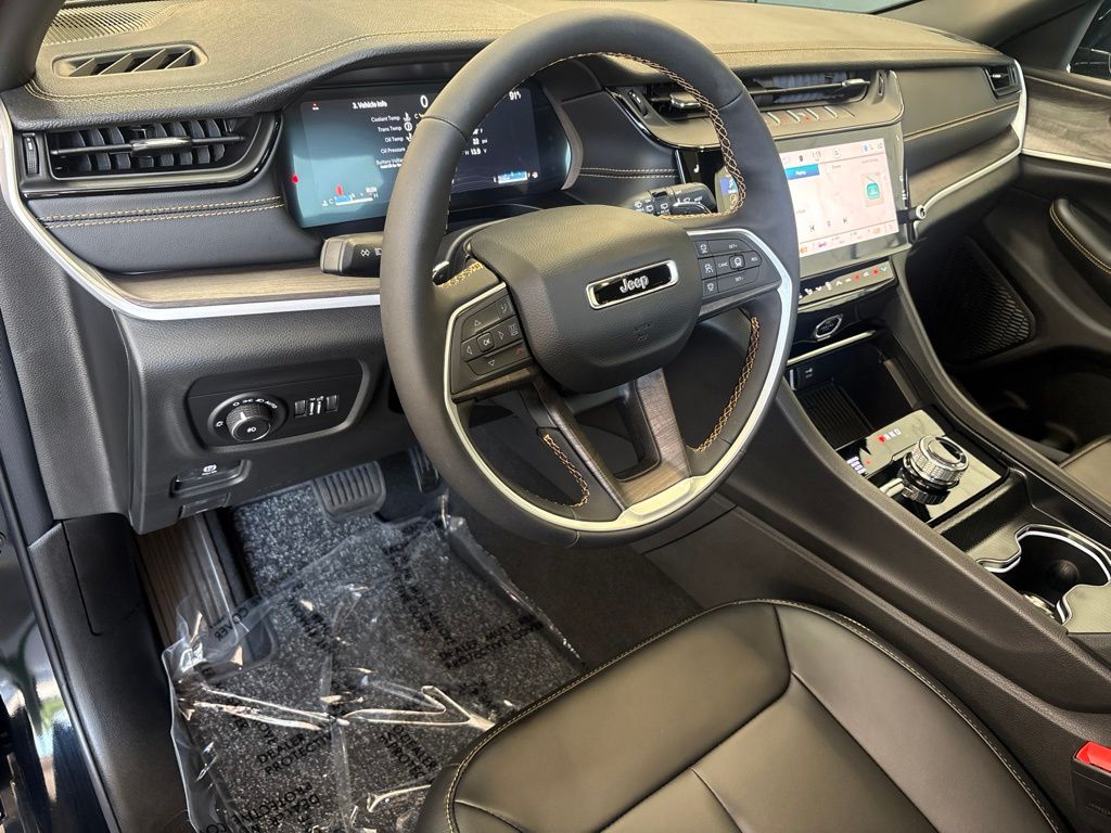 Thumbnail: 2026 Jeep Grand Cherokee - 2