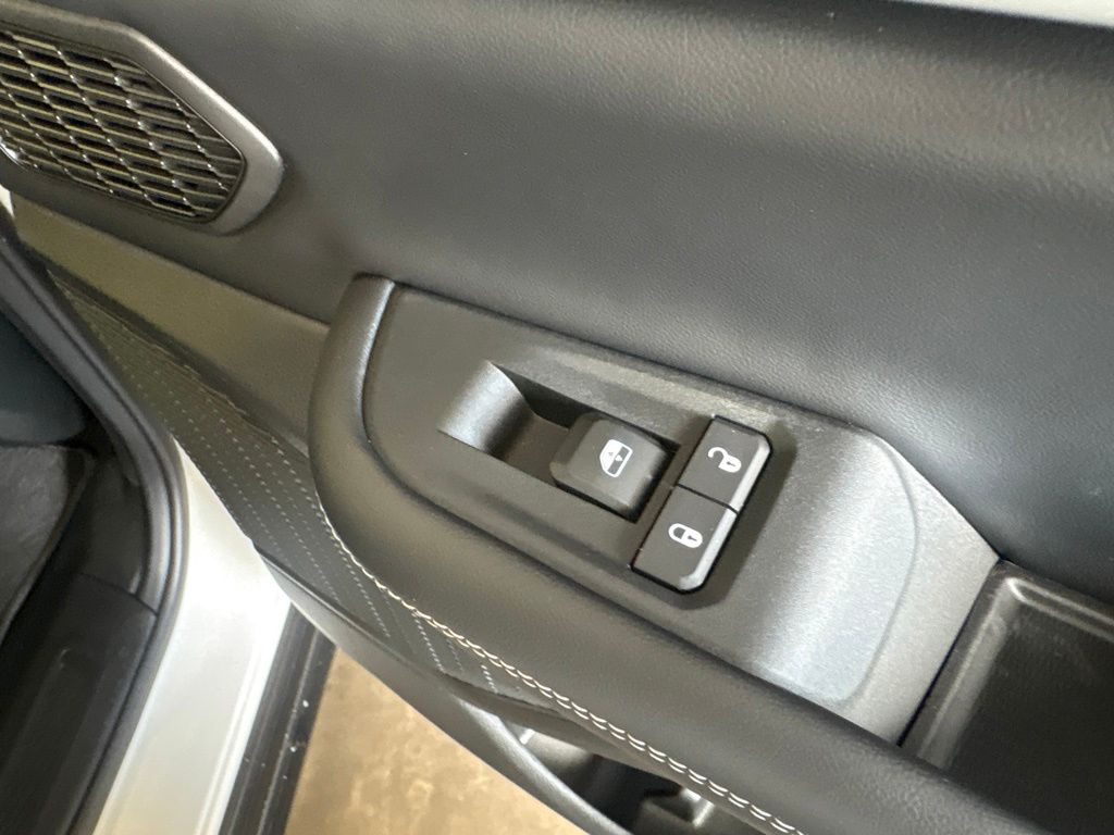Thumbnail: 2026 Jeep Grand Cherokee - 34