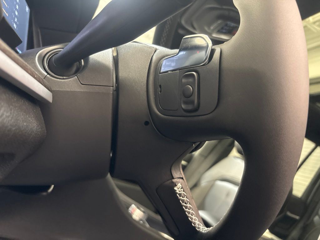Thumbnail: 2026 Jeep Grand Cherokee - 10