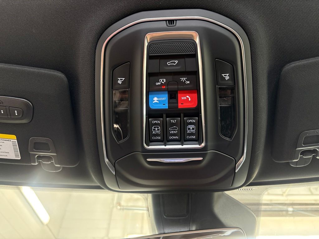 Thumbnail: 2026 Jeep Grand Cherokee - 30