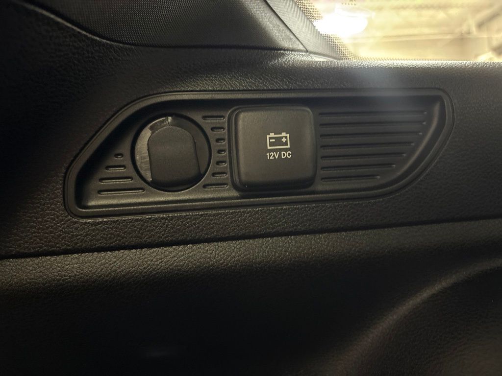 Thumbnail: 2026 Jeep Grand Cherokee - 35