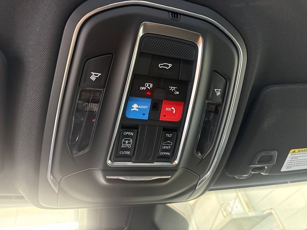Thumbnail: 2026 Jeep Grand Cherokee L - 29