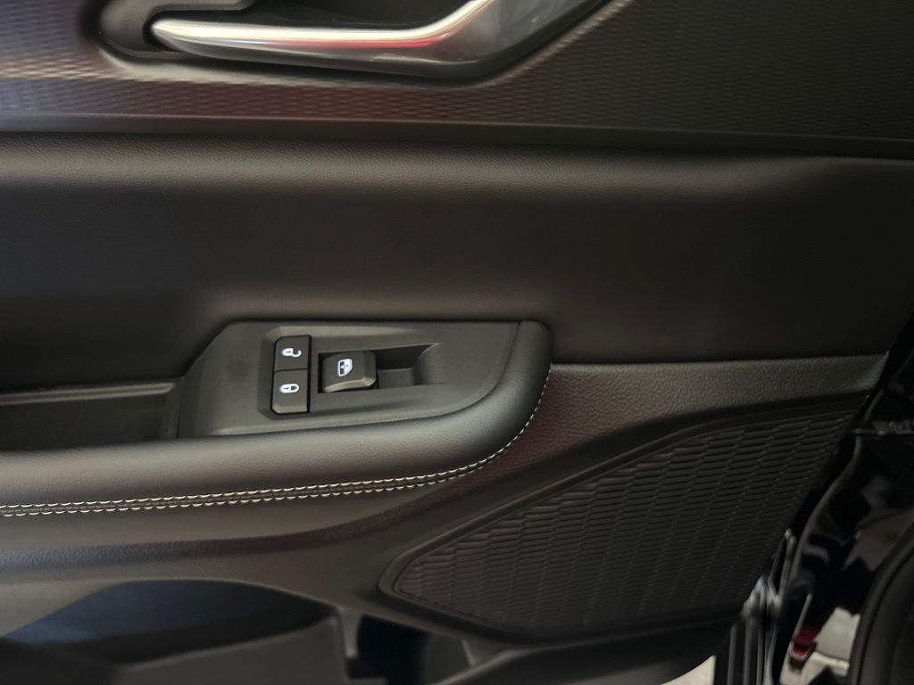 Thumbnail: 2026 Jeep Grand Cherokee L - 33