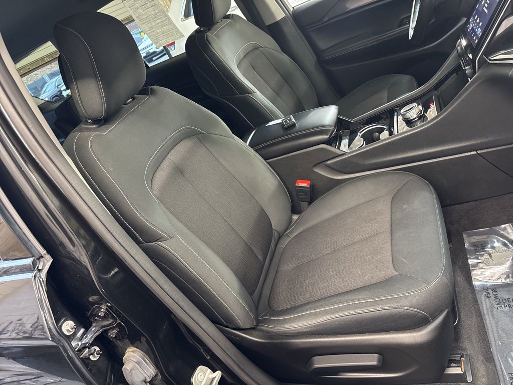 Thumbnail: 2021 Jeep Grand Cherokee L - 10