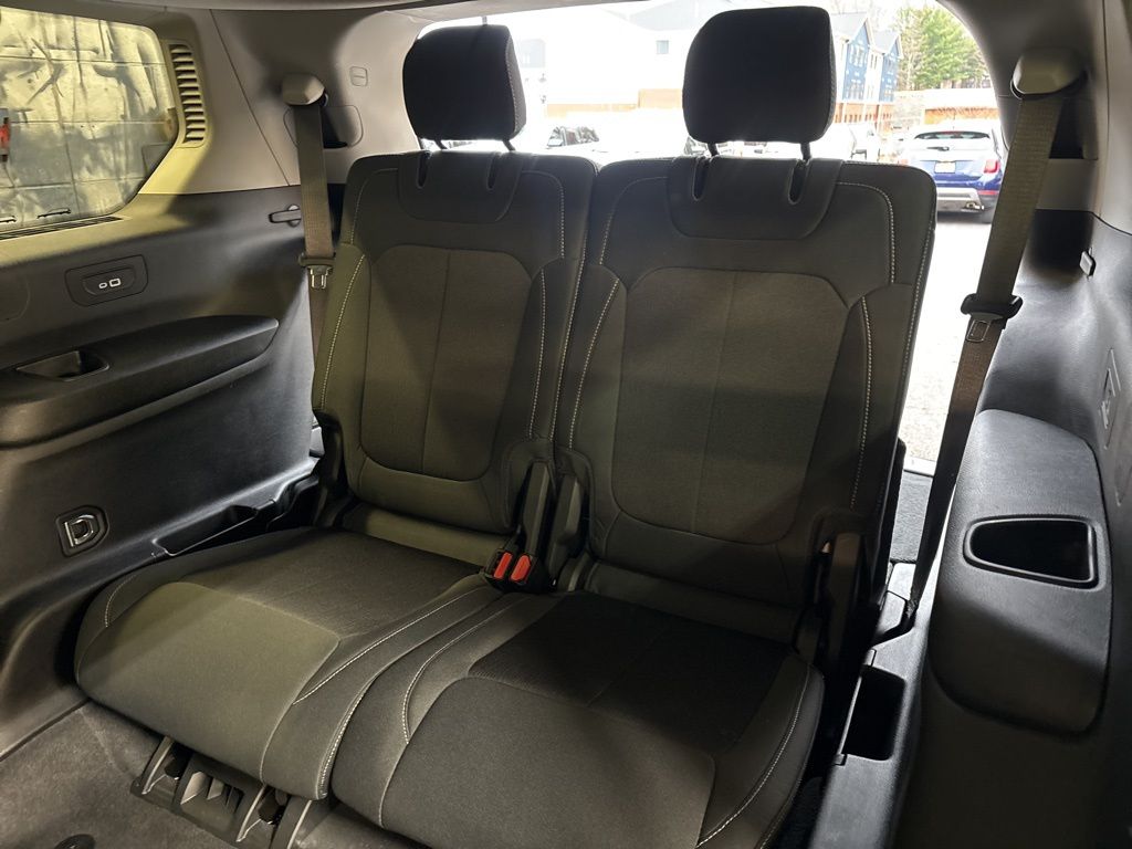 Thumbnail: 2021 Jeep Grand Cherokee L - 33