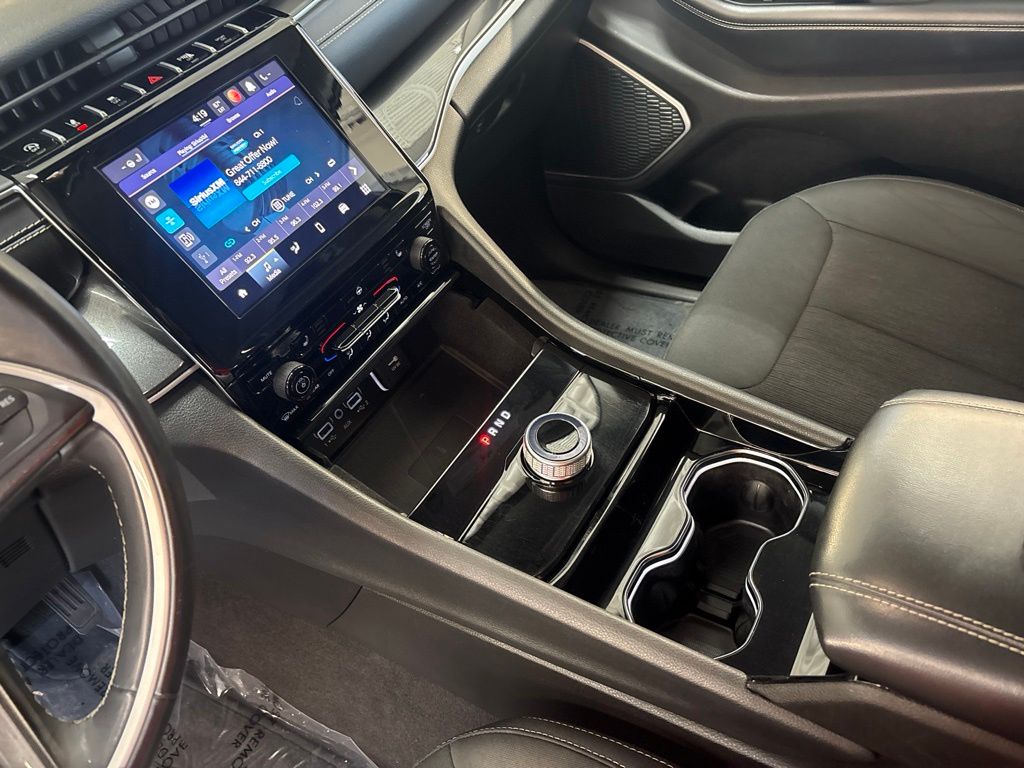 Thumbnail: 2021 Jeep Grand Cherokee L - 15