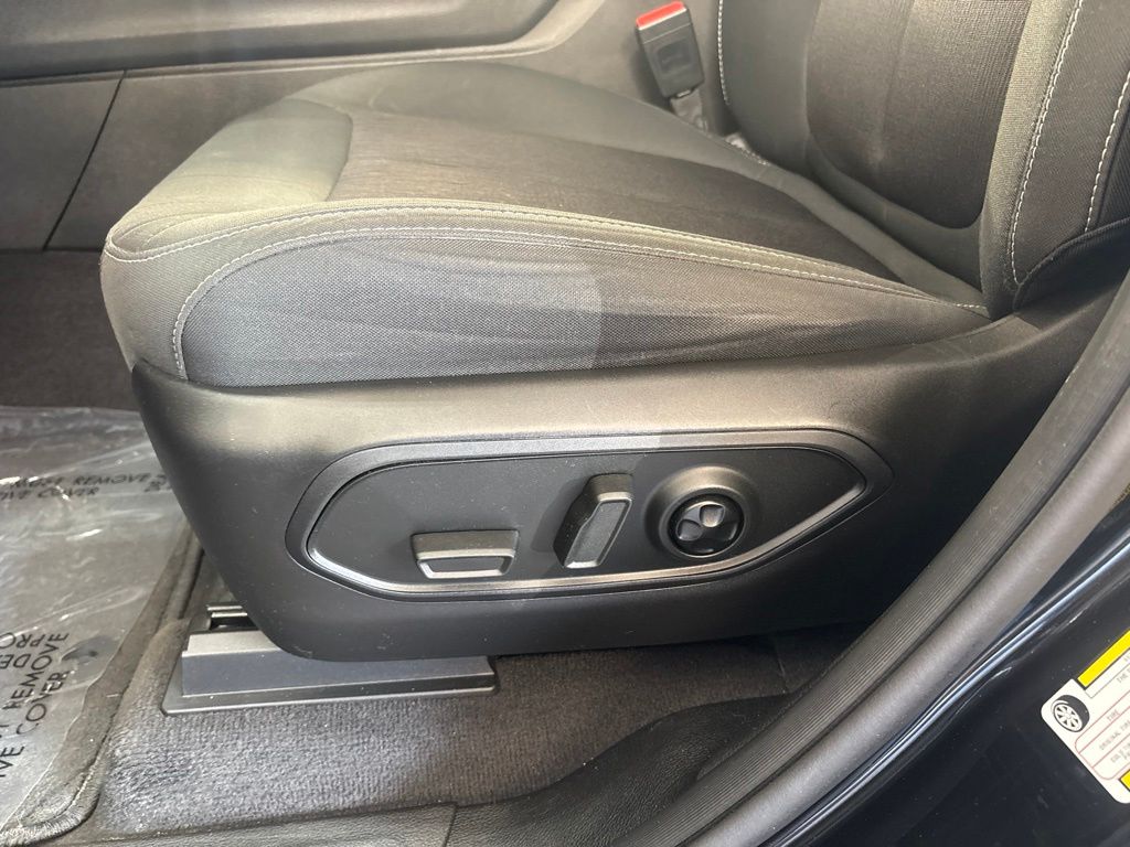 Thumbnail: 2021 Jeep Grand Cherokee L - 25