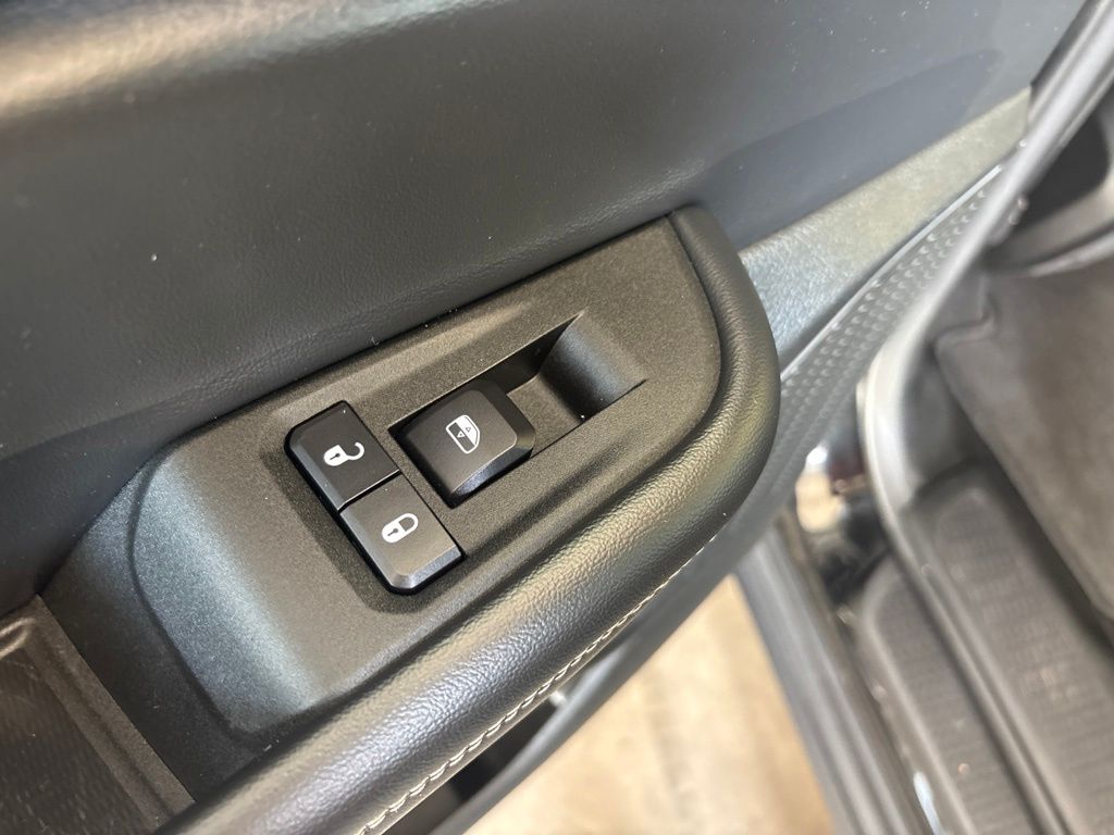 Thumbnail: 2021 Jeep Grand Cherokee L - 34